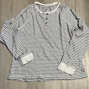 Aeropostale Black and‎ White Striped Top